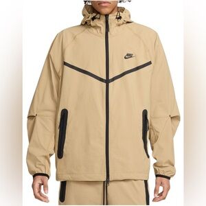 Nike Men's Beige Windbreaker Jacket Size L